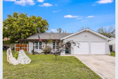 801 E Central Drive, Georgetown, TX 78628 - Photo 1