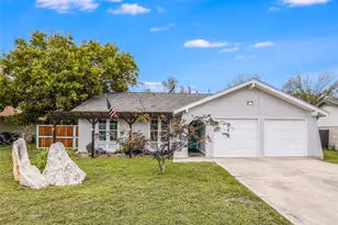 801 E Central Dr, Georgetown, TX 78628 - Photo 1