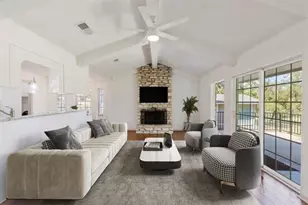 142 Lake Shore Dr, Horseshoe Bay, TX 78657 - Photo 3