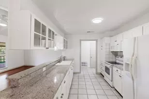 142 Lake Shore Dr, Horseshoe Bay, TX 78657 - Photo 15