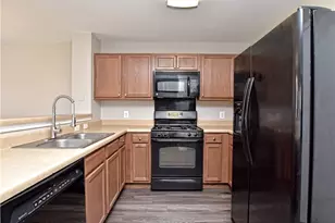 1172 Shadow Creek Blvd, Buda, TX 78610 - Photo 5