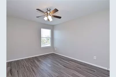 1172 Shadow Creek Boulevard, Buda, TX 78610 - Photo 17