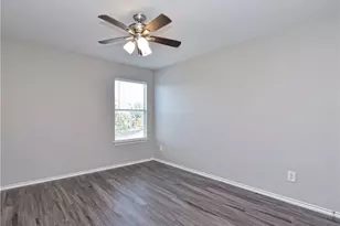 1172 Shadow Creek Blvd, Buda, TX 78610 - Photo 17