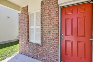 1172 Shadow Creek Blvd, Buda, TX 78610 - Photo 3