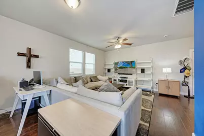 5305 Ingersoll Lane S, Austin, TX 78744 - Photo 5