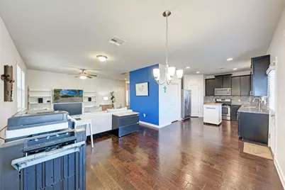 5305 Ingersoll Lane S, Austin, TX 78744 - Photo 9