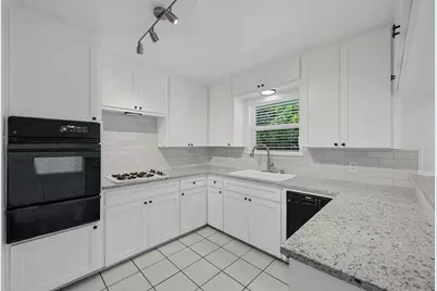 2409 Devonshire Drive, Austin, TX 78723 - Photo 5