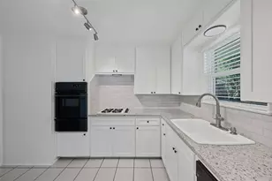 2409 Devonshire Dr, Austin, TX 78723 - Photo 7