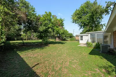 2409 Devonshire Drive, Austin, TX 78723 - Photo 23