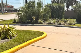 7000 Seawall Blvd, Galveston, TX 77551 - Photo 29