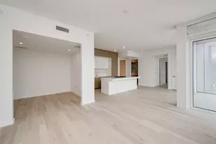 313 W 17th St, Austin, TX 78701 - Photo 11