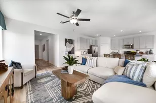 127 Mad Pupper Dr, Buda, TX 78610 - Photo 5