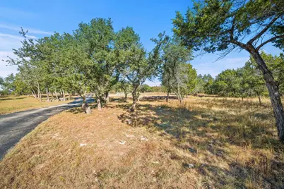 12241 Fitzhugh Place #Lot 10, Dripping Springs, TX 78620 - Photo 13