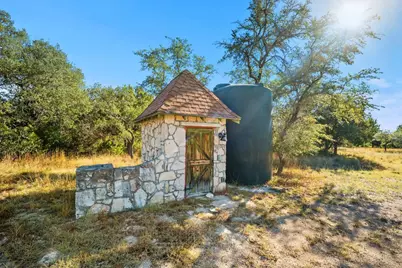 12241 Fitzhugh Place #Lot 10, Dripping Springs, TX 78620 - Photo 9