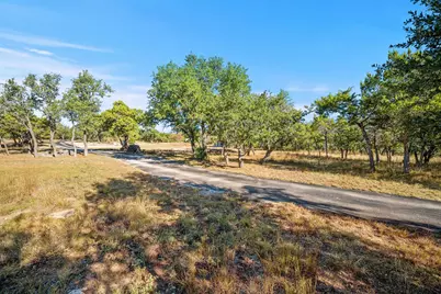 12241 Fitzhugh Place #Lot 10, Dripping Springs, TX 78620 - Photo 11