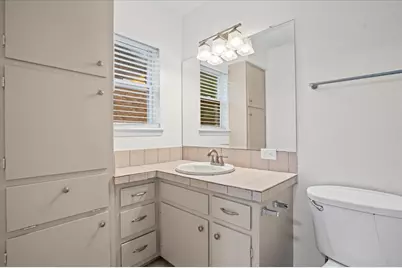7603 Brookhollow Cove, Austin, TX 78752 - Photo 19