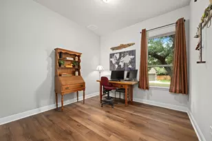 200 Lake Rim Cir, Georgetown, TX 78633 - Photo 23