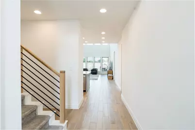 129 Menlo Bend, Liberty Hill, TX 78642 - Photo 9