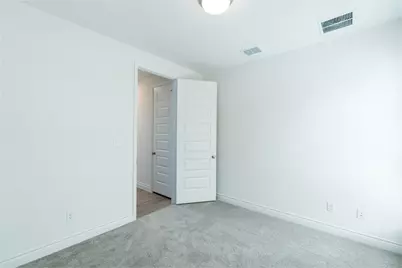 129 Menlo Bend, Liberty Hill, TX 78642 - Photo 21