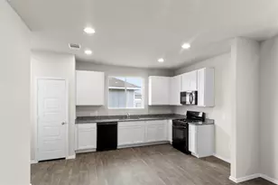 220 Backwater Rd, Kyle, TX 78640 - Photo 9