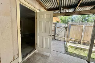 207 W William Cannon Dr, Austin, TX 78745 - Photo 7
