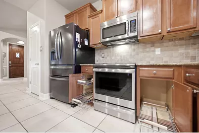 643 Shady Hollow, New Braunfels, TX 78132 - Photo 9