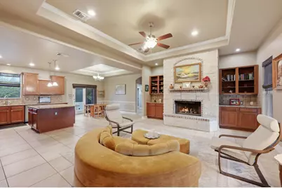643 Shady Hollow, New Braunfels, TX 78132 - Photo 7
