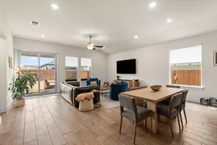 8312 Skytex St, Austin, TX 78744 - Photo 23