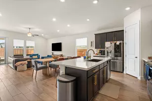 8312 Skytex St, Austin, TX 78744 - Photo 19