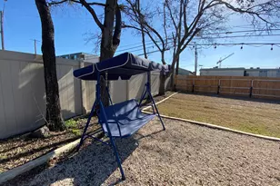1102 Clayton Ln, Austin, TX 78723 - Photo 27