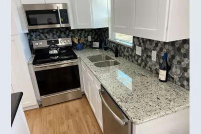 1102 Clayton Lane, Austin, TX 78723 - Photo 7