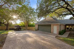 221 Camaro Way, San Marcos, TX 78666 - Photo 3