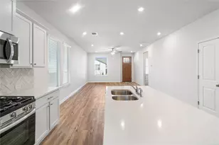 185 Weaver Ln, Bastrop, TX 78602 - Photo 13