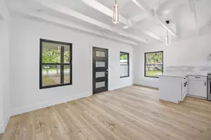 11013 Travis Dr, Jonestown, TX 78645 - Photo 5