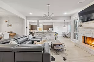 238 W Overlook Mountain Rd, Buda, TX 78610 - Photo 7