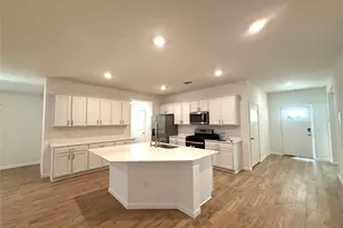 1917 Buntline Hitch Dr, Leander, TX 78641 - Photo 5