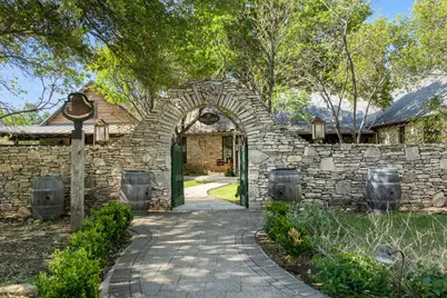 18059 Fm 1826 Road, Driftwood, TX 78619 - Photo 19