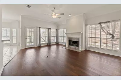 109 Riverview Drive, Georgetown, TX 78628 - Photo 9