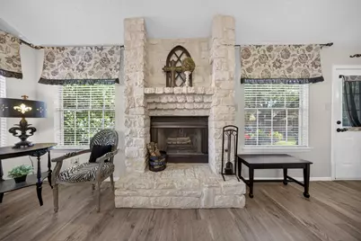 806 Mountain Ridge Drive, Leander, TX 78641 - Photo 25