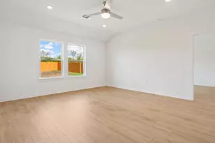 9421 Buckstitch Saddle Dr, Austin, TX 78724 - Photo 13
