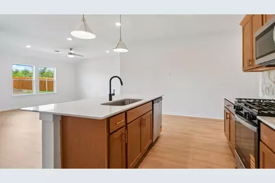 9421 Buckstitch Saddle Drive, Austin, TX 78724 - Photo 9