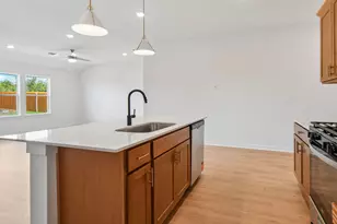 9421 Buckstitch Saddle Dr, Austin, TX 78724 - Photo 9