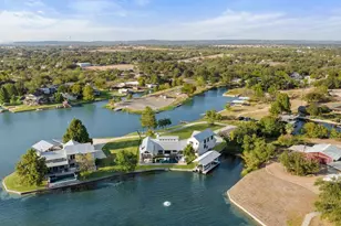 703 Woodland Hills Dr, Granite Shoals, TX 78654 - Photo 5