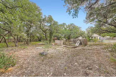 100 Quarry Springs Drive, San Marcos, TX 78666 - Photo 29
