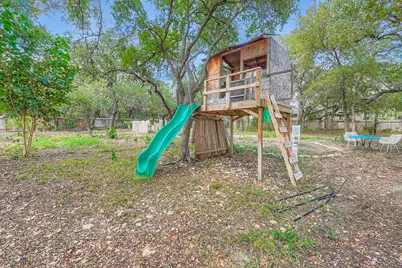 100 Quarry Springs Drive, San Marcos, TX 78666 - Photo 27