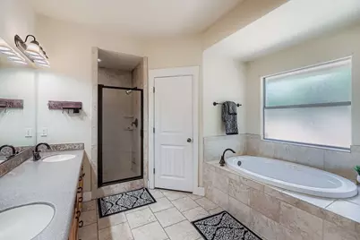 100 Quarry Springs Drive, San Marcos, TX 78666 - Photo 17