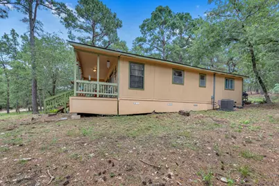 928 Moccasin Trail, La Grange, TX 78945 - Photo 3