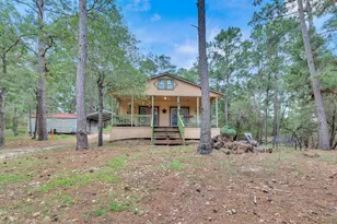 928 Moccasin Trail, La Grange, TX 78945 - Photo 1