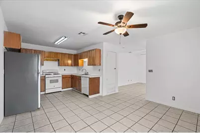 904 Montopolis Drive, Austin, TX 78741 - Photo 15