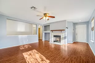 100 Kendall Cove, Elgin, TX 78621 - Photo 3